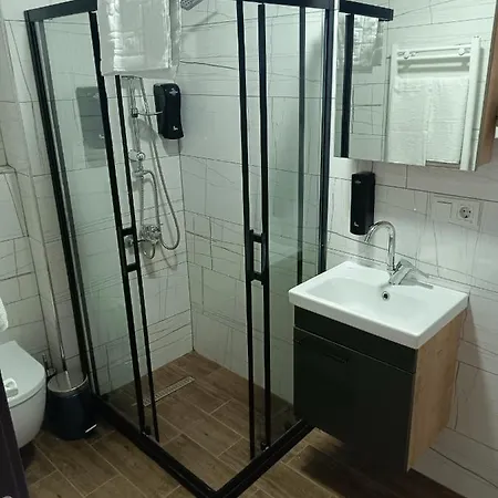 Neva Κωνσταντινούπολη