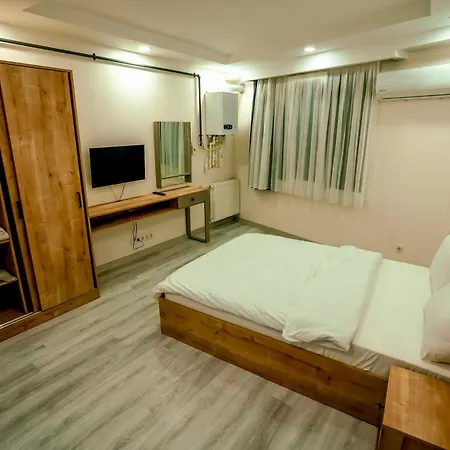 Neva Aparthotel *
