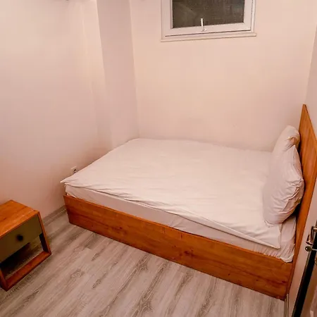 Aparthotel Neva *