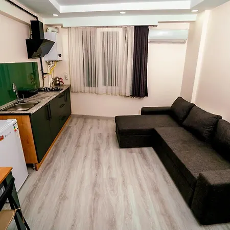Neva Aparthotel *