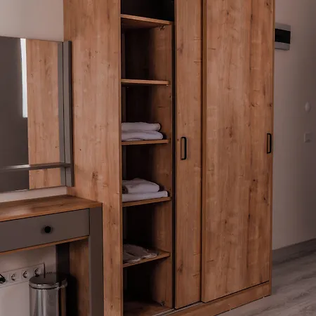 Neva イスタンブール