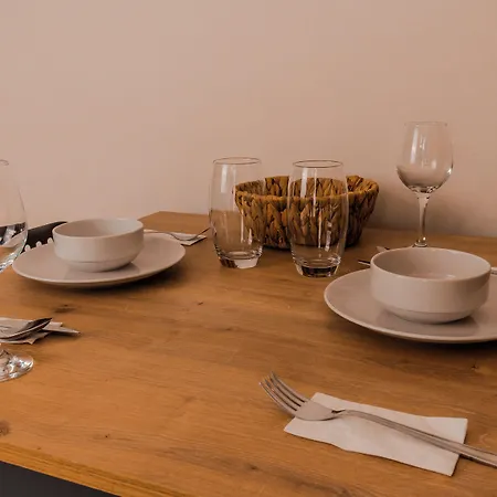 アパートホテル Neva